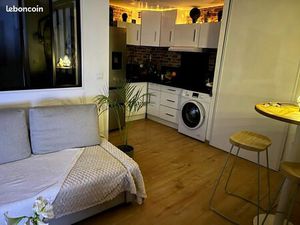 T2 RDJ terrasse jardin piscine accès mer commerces