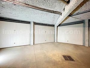 Garage/box 23 m² Annemasse