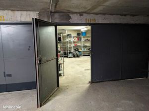 Garage/box 30m2 avec électricité