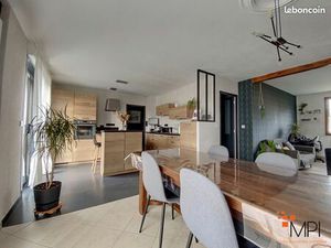 Maison 5 pièces 94 m²