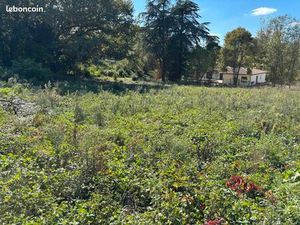 Terrain 1 046 m² Bouliac