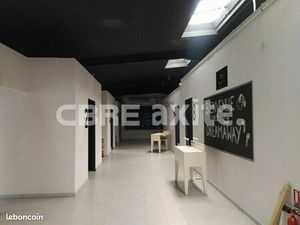 Local commercial 491 m²