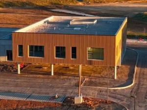 À LOUER – Bureaux de 100 20 m² dans les nouveaux bâtiments Pythagore – Montélimar