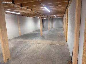 Box de stockage et/ou local pour petite activité