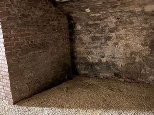 Espace de stockage sécurisé – Champs-Élysées / Rue Washington (Paris 8e)