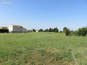 Terrain 1 173 m² Violes