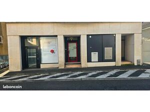 Local 95 m² JURANCON