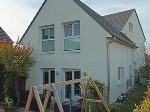 Maison 4 pièces avec jardin et garage