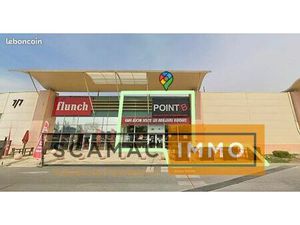 Local commercial 610 m²