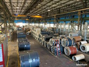 Local d'activité 2 500 m²