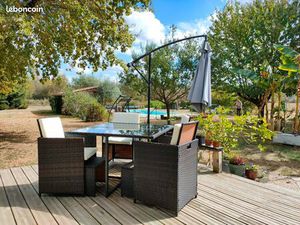 Maison indépendante  4 chambres  Piscine  vues Pyrénées