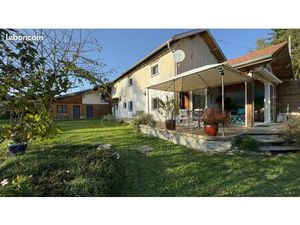 Ferme 6 pièces 220 m²