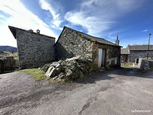 Maison 1 pièce 212 m²