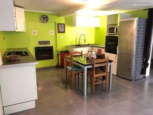 Maison 100 m2 + cour