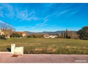 Terrain 375 m² Brignoles