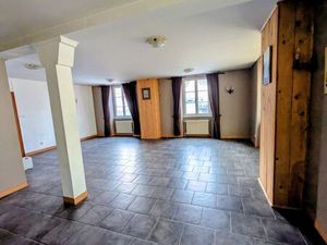 Soultzbach les bains à 10 mn de Munster  à 15 mn de Colmar local commercial