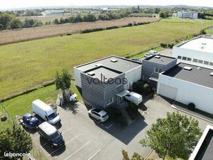 Local d'activité 250 m²