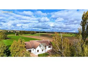 Maison 5 pièces 140 m²