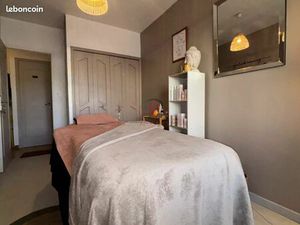 Location Commerce Le Beausset330 / Mois (Charges comprises)