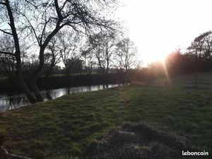 Terrain bord du loir a troo