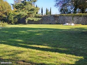 Terrain viabilisé à 900m de la Tour d'Oudon