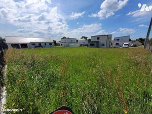 Terrain 708 m² LA BOUEXIERE