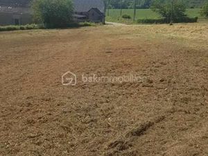 Terrain 2 900 m² Vic En Bigorre