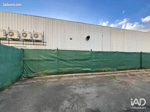 Local 43 m² BRIE-COMTE-ROBERT