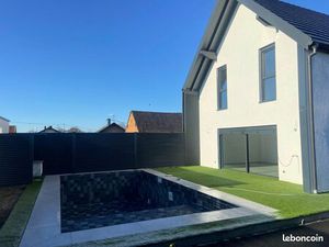 MAISON DE 153m² AVEC PISCINE ENTRE MOMMENHEIM ET BRUMATH