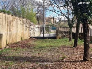 Terrain 890 m² Vers Pont Du Gard