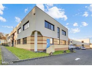 Local d'activité 506 m²