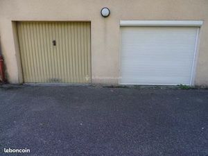 Local commercial 94 m² Saint-Jean-de-Bournay
