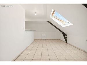 Appartement rénové sous combles - Montoir de Bretagne