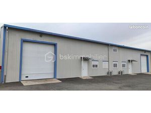 Local commercial 225 m²