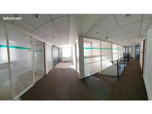 Local commercial en duplex - 280 m²