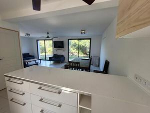 Location maison 6 pièces 120 m² à Six-Fours-les-Plages (83140)