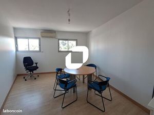 Bureau 15 m²