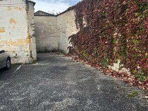 A louer 2 places de parking sécurisé