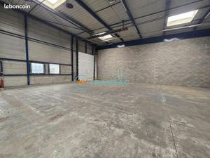 Local d'activité 391 m²