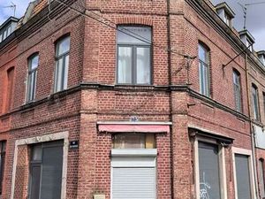 À louer : Maison 2 étages avec local commercial + atelier – Idéal artisan ou activité prof