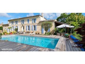 Maison 7 pièces 270 m2