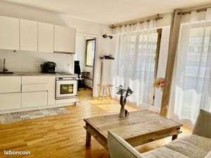 Paris 16 – 2/3 Pièces La Muette / Ranelagh 55 m² + balcon 8 m² – 4ᵉ étage – Ascenseur – Ca
