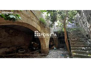 Immeuble 100 m² Sommieres