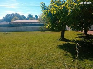 Terrain 610 m² Ares