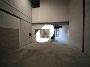 Local d'activité 294 m²