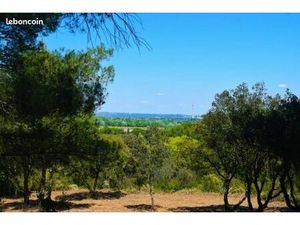 Terrain 402 m² Comps