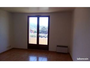 2 pièces à louer à Le Muy