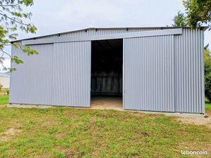 Hangar de stockage à Villerbon