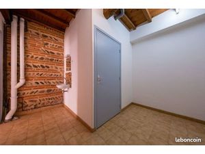 Local commercial center ville