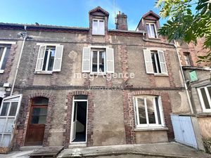 Vente appartement 4 pièces 79 m² à Sens (89100)  102 000 €